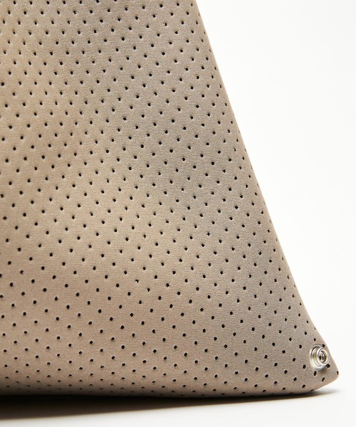 EDITA.（エディータ）の「ネオプレンマルチトート　多機能 / 通勤（トートバッグ・レディース・レモンイエロー/チャコールグレー/ブラック/オフホワイト・FREE）」の14枚目の写真