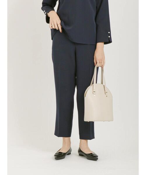 Te chichi（テチチ）の「ダブルクロスパールデザインテーパードパンツ（その他パンツ・レディース・ベージュ/ネイビー・ﾌﾘ-）」の8枚目の写真
