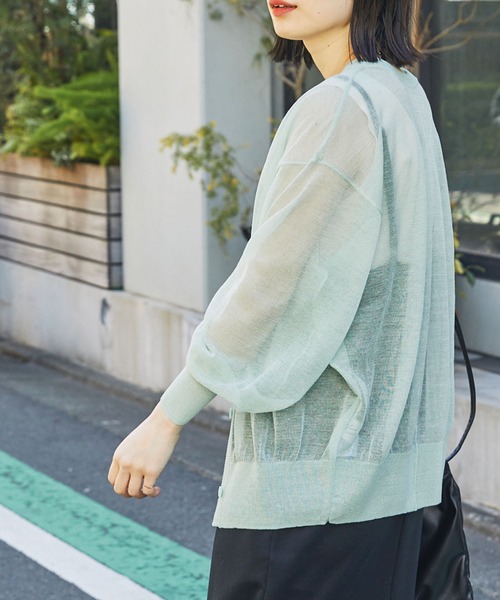 Chaco closet（チャコ クローゼット）の「2WAYクルーネックシアーニットカーディガン（カーディガン/ボレロ・レディース・オレンジ/グリーン/ピンク/アイボリー/ブラック/サックスブルー・FREE）」の12枚目の写真