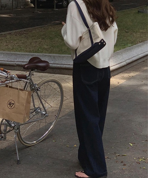 LAFFMO（ラフモ）の「ベイカーポケットデニムパンツ（デニムパンツ・レディース・ライトブルー/ダークブルー・MEDIUM/LARGE）」の6枚目の写真