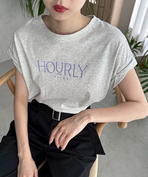 feepur(フェピュール)の「捻じりフレンチスリーブロゴTee(Tシャツ/カットソー・レディース・ネイビー/オートミール/オフホワイト/チャコールグレー・MEDIUM)」の3枚目の写真