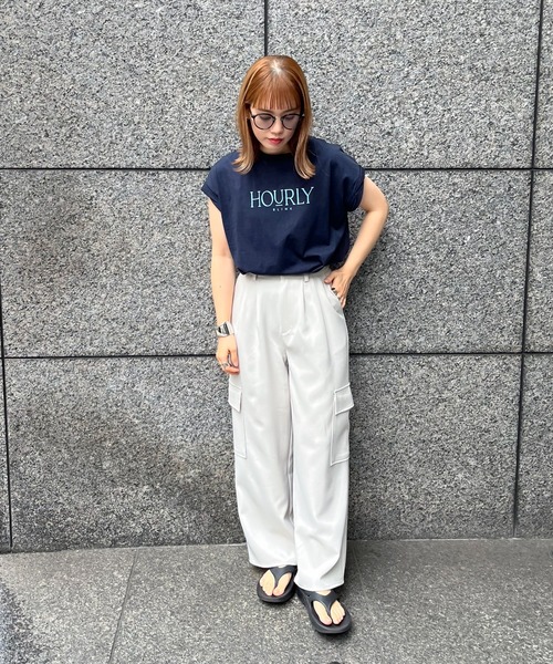 feepur(フェピュール)の「捻じりフレンチスリーブロゴTee(Tシャツ/カットソー・レディース・ネイビー/オートミール/オフホワイト/チャコールグレー・MEDIUM)」の22枚目の写真