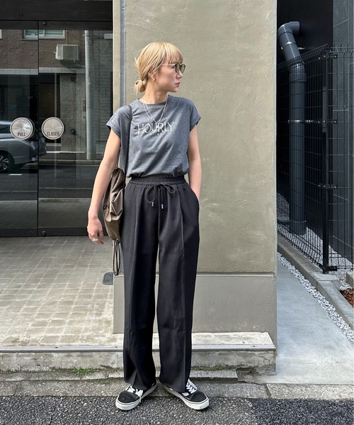 feepur(フェピュール)の「捻じりフレンチスリーブロゴTee(Tシャツ/カットソー・レディース・ネイビー/オートミール/オフホワイト/チャコールグレー・MEDIUM)」の12枚目の写真