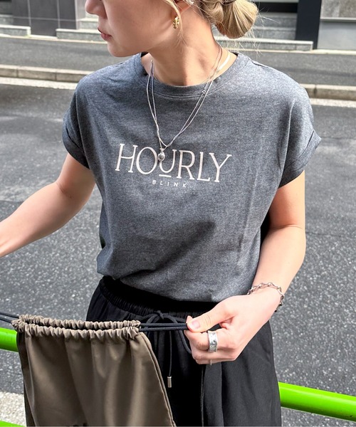 feepur(フェピュール)の「捻じりフレンチスリーブロゴTee(Tシャツ/カットソー・レディース・ネイビー/オートミール/オフホワイト/チャコールグレー・MEDIUM)」の16枚目の写真