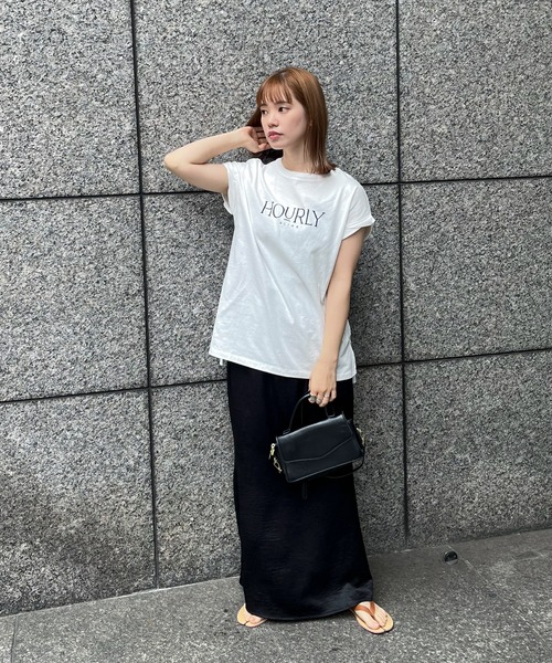 feepur(フェピュール)の「捻じりフレンチスリーブロゴTee(Tシャツ/カットソー・レディース・ネイビー/オートミール/オフホワイト/チャコールグレー・MEDIUM)」の6枚目の写真