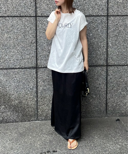 feepur(フェピュール)の「捻じりフレンチスリーブロゴTee(Tシャツ/カットソー・レディース・ネイビー/オートミール/オフホワイト/チャコールグレー・MEDIUM)」の7枚目の写真