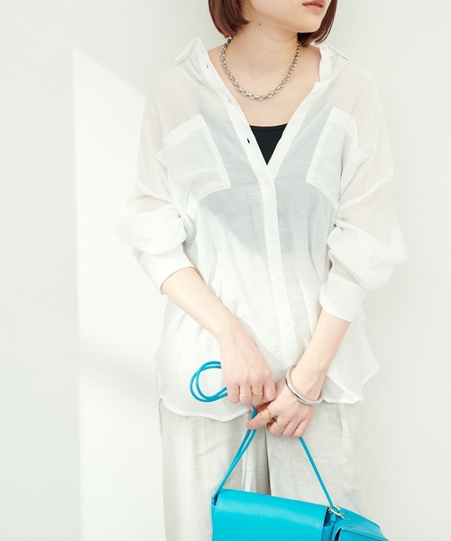 natural couture(ナチュラルクチュール)の「Wポケットシアーシャツ(シャツ/ブラウス・レディース・ピンク/アイボリー/パープル/ライトベージュ/サックスブルー・FREE)」の6枚目の写真