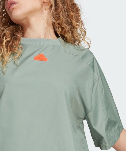 シティエスケープルーズフィット半袖Tシャツ/アディダスadidas