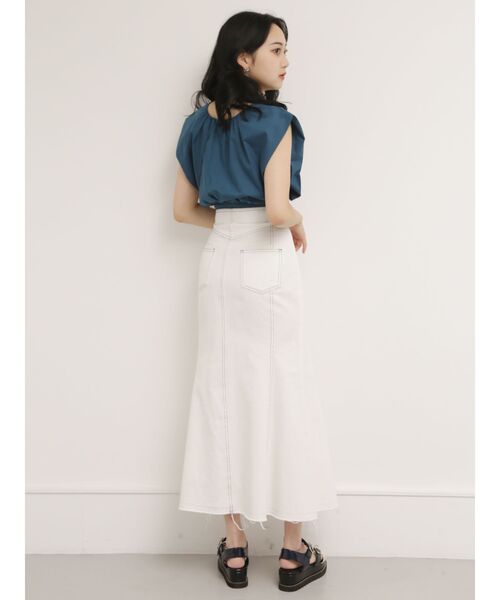 MURUA（ムルーア）の「マーメイドデニムスカート（デニムスカート・レディース・インディゴブルー/アイボリー・2/1）」の7枚目の写真