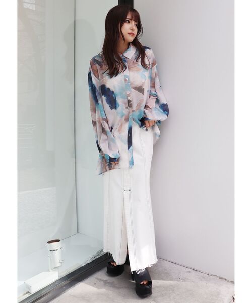 MURUA（ムルーア）の「マーメイドデニムスカート（デニムスカート・レディース・インディゴブルー/アイボリー・2/1）」の14枚目の写真