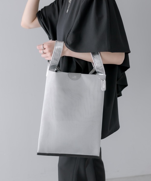 THE PURSE(ザパース )の「別注【THE PURSE(ザ・パース)】TULLE MARKET BAG ショルダーバッグ(ショルダーバッグ・レディース・ブラック/シルバー・FREE)」の6枚目の写真