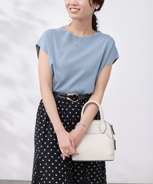 Chez toi（シェトワ）の「フレンチスリーブ衿リブコンパクトプルオーバー（ニット/セーター・レディース・オフホワイト/ブラック/グレイッシュベージュ/サックスブルー・FREE）」の4枚目の写真