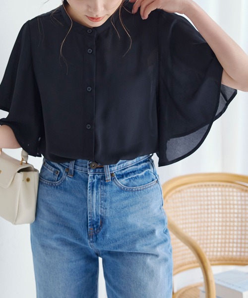 KOBE LETTUCE(コウベレタス)の「袖フリルブラウス(シャツ/ブラウス・レディース・ブラック/ブラック系その他/ベージュ系その他/ブラック系その他2/モカ/ブルー系その他/オフホワイト・FREE)」の2枚目の写真