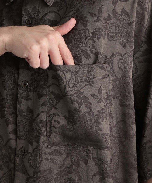 HARE(ハレ)の「【SETUP対応】ドレープジャガードフラワーシャツ(HARE)(シャツ/ブラウス・メンズ・ブラウン/グレー/ブラック・FREE)」の10枚目の写真