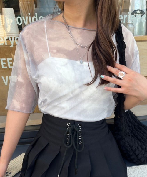 nemne store（ネンネストア）の「5分袖総柄シアープルオーバー（Tシャツ/カットソー・レディース・イエロー/グレー/ブルー・フリー）」の4枚目の写真
