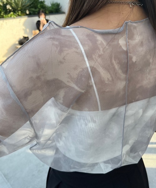 nemne store（ネンネストア）の「5分袖総柄シアープルオーバー（Tシャツ/カットソー・レディース・イエロー/グレー/ブルー・フリー）」の13枚目の写真