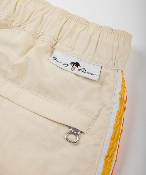 SUNS by #Re:room(サンズバイリルーム)の「4カラーラインボードショーツ(水着・メンズ・クリーム/ブラック・SMALL/MEDIUM/LARGE)」の11枚目の写真