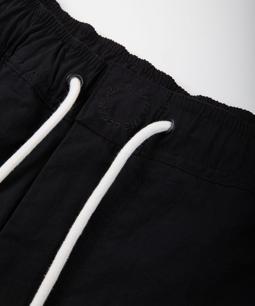 SUNS by #Re:room(サンズバイリルーム)の「4カラーラインボードショーツ(水着・メンズ・クリーム/ブラック・SMALL/MEDIUM/LARGE)」の21枚目の写真
