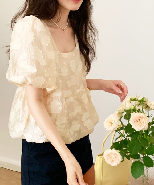 PRIVATE BEACH(プライベートビーチ)の「刺繍レースバルーントップス(シャツ/ブラウス・レディース・ホワイト/ベージュ・FREE)」の1枚目の写真