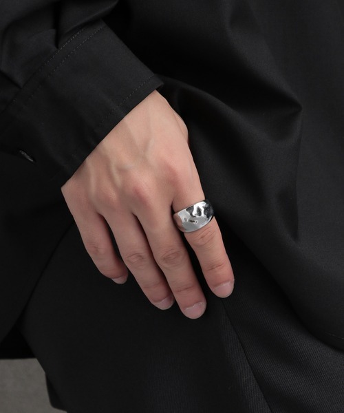 HARE（ハレ）の「ステンレステクスチャーリング(HARE)（リング・メンズ・シルバー・FREE）」の7枚目の写真