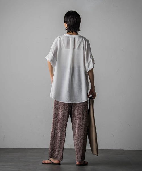 socolla（ソコラ）の「ペイズリー柄プリーツパンツ（その他パンツ・レディース・チャコールグレー/キャメル・M）」の4枚目の写真