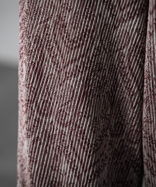 socolla（ソコラ）の「ペイズリー柄プリーツパンツ（その他パンツ・レディース・チャコールグレー/キャメル・M）」の14枚目の写真