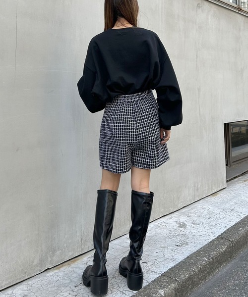 INGNI（イング）の「ふくれ刺しゅうロゴチュニック（スウェット・レディース・ブラック/アイボリー/オートミール/スモークピンク・M）」の13枚目の写真
