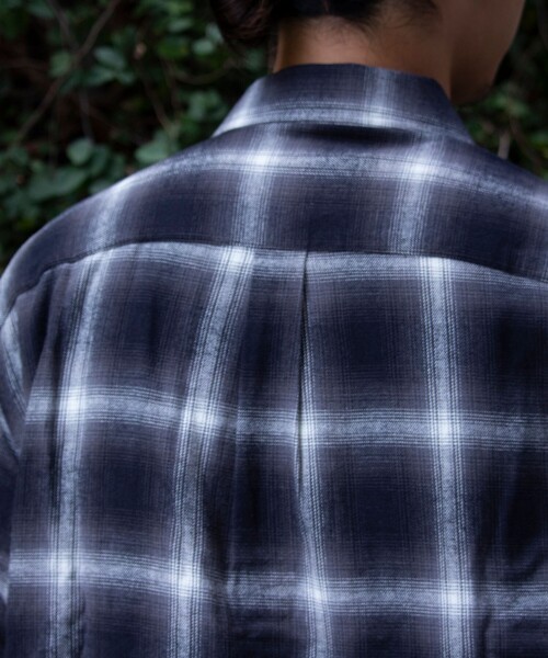 GLOSTER(グロスター)の「【限定展開】【GLOSTER/グロスター】オンブレ チェックシャツ ボタンダウン(シャツ/ブラウス・メンズ・ブラック/イエロー・L/XL/M)」の16枚目の写真