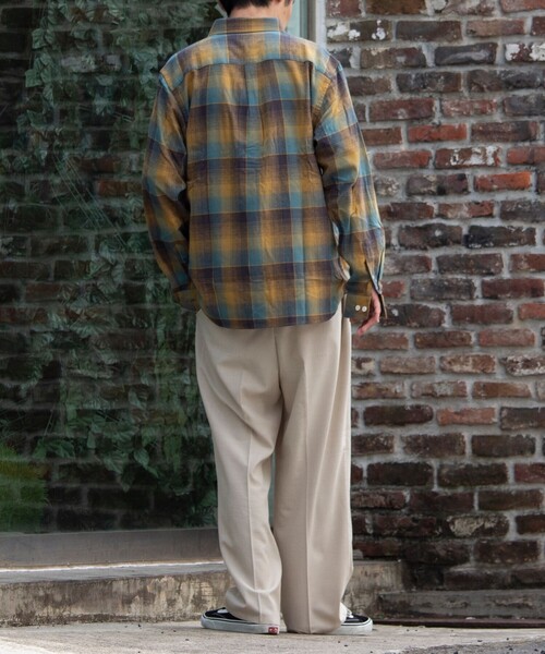 GLOSTER(グロスター)の「【限定展開】【GLOSTER/グロスター】オンブレ チェックシャツ ボタンダウン(シャツ/ブラウス・メンズ・ブラック/イエロー・L/XL/M)」の19枚目の写真