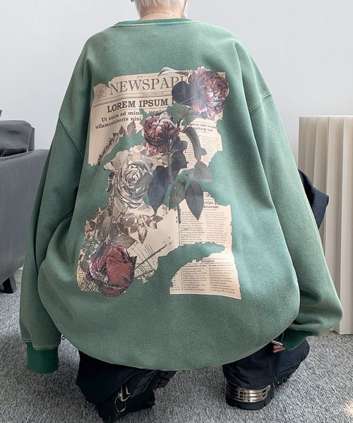 FVLMEN(フルメン)の「【FVLMEN】flower back print sweat pullover/フラワー バックプリント スウェット プルオーバー(スウェット・メンズ・ブラウン/ブルー/ブラック/グリーン・MEDIUM/LARGE/X-LARGE)」の3枚目の写真
