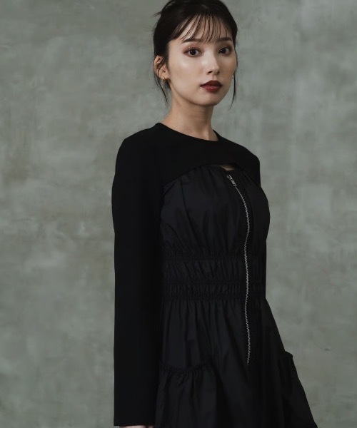 LEANN MOMENT（リーンモーメント）の「Gather layered dress（ワンピース・レディース・ブラック/カーキ・SMALL/MEDIUM）」の5枚目の写真