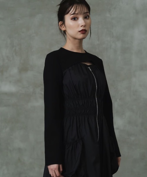 LEANN MOMENT（リーンモーメント）の「Gather layered dress（ワンピース・レディース・ブラック/カーキ・SMALL/MEDIUM）」の6枚目の写真