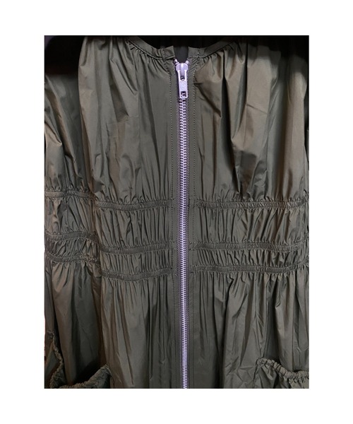 LEANN MOMENT（リーンモーメント）の「Gather layered dress（ワンピース・レディース・ブラック/カーキ・SMALL/MEDIUM）」の10枚目の写真
