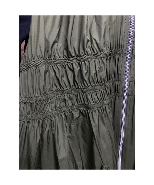 LEANN MOMENT（リーンモーメント）の「Gather layered dress（ワンピース・レディース・ブラック/カーキ・SMALL/MEDIUM）」の11枚目の写真