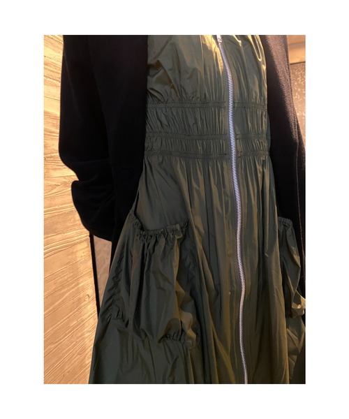 LEANN MOMENT（リーンモーメント）の「Gather layered dress（ワンピース・レディース・ブラック/カーキ・SMALL/MEDIUM）」の22枚目の写真