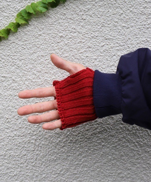 LEUCHTFEUER(ロイフトフォイヤー)の「GLOVES FINGERLESS(手袋・メンズ・レッド/ナチュラル/グリーン系その他/ブルー系その他/ブラック・FREE)」の14枚目の写真