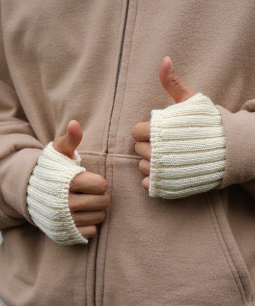 LEUCHTFEUER(ロイフトフォイヤー)の「GLOVES FINGERLESS(手袋・メンズ・レッド/ナチュラル/グリーン系その他/ブルー系その他/ブラック・FREE)」の18枚目の写真