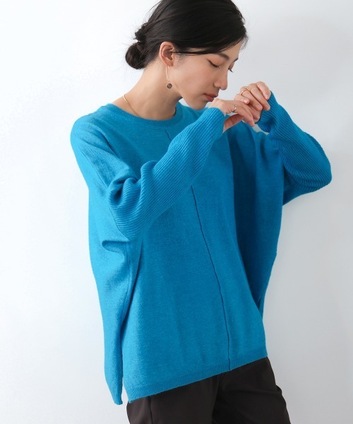 Bou Jeloud(ブージュルード)の「【選べる6色展開】ウォッシャブルクループルオーバープルオーバー(ニット/セーター・レディース・パープル/ネイビー/オレンジ/イエロー/ブルー/杢グレー・FREE)」の4枚目の写真