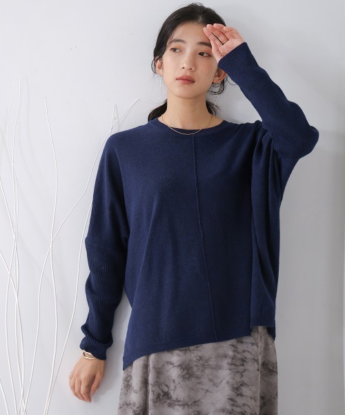 Bou Jeloud(ブージュルード)の「【選べる6色展開】ウォッシャブルクループルオーバープルオーバー(ニット/セーター・レディース・パープル/ネイビー/オレンジ/イエロー/ブルー/杢グレー・FREE)」の22枚目の写真