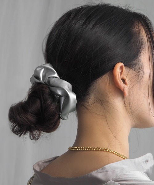 minia(ミニア)の「メタリックシュシュ(シュシュ・レディース・シルバー/ブラック/ゴールド・FREE)」の9枚目の写真