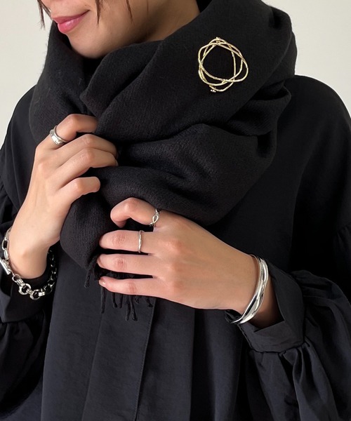 un dix cors(アンディコール)の「サークルウェーブブローチ(ブローチ/コサージュ・レディース・ゴールド・FREE)」の7枚目の写真