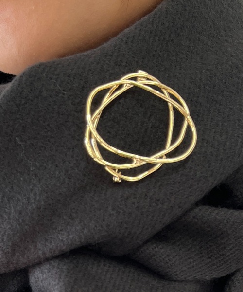 un dix cors(アンディコール)の「サークルウェーブブローチ(ブローチ/コサージュ・レディース・ゴールド・FREE)」の9枚目の写真