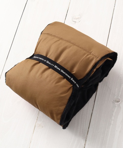 UNIVERSAL OVERALL(ユニバーサルオーバーオール)の「【UNIVERSAL OVERALL/ユニバーサルオーバーオール】タフタ中綿ダウンマフラー/差し込み(マフラー・メンズ・ブラック/ベージュ/ブラウン/ネイビー・FREE)」の13枚目の写真