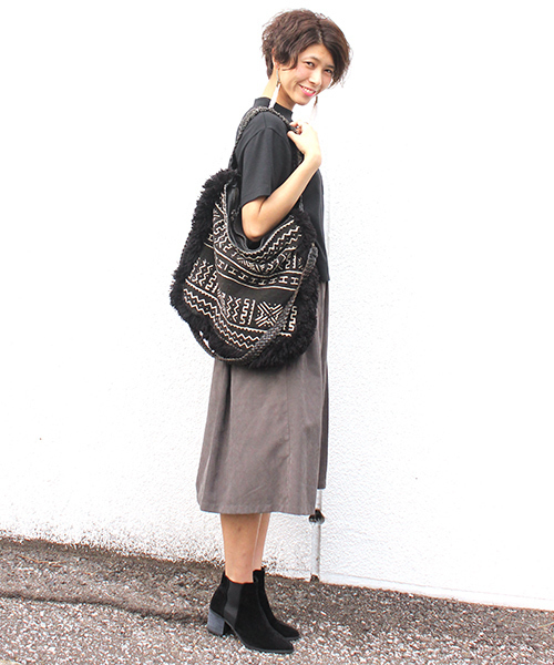 mystic（ミスティック）の「【mystic】ﾋﾟｰﾁﾀｯｸひざ丈ｽｶｰﾄ（スカート・レディース・ブラック/チャコールグレー/カーキ/キャメル・FREE）」の7枚目の写真