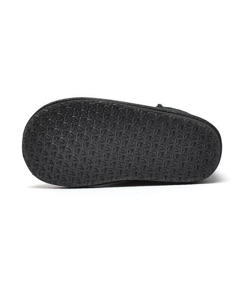 こども ビームス(コドモビームス)の「PONY GO ROUND×こども ビームス / 別注 15 シープスキン風 ショート ブーツ (13~18cm)(ブーツ・キッズ・ブラック・17cm/13cm/14cm/15cm/16cm/18cm)」の3枚目の写真