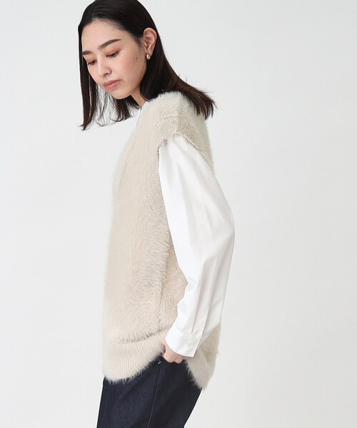 THE SHOP TK (ザ ショップ ティーケー )の「◆ふんわりフェザーニットベスト【手洗い可】(ベスト・レディース・ライトベージュ/チャコールグレー・13/12)」の14枚目の写真