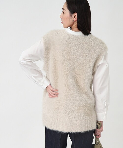 THE SHOP TK (ザ ショップ ティーケー )の「◆ふんわりフェザーニットベスト【手洗い可】(ベスト・レディース・ライトベージュ/チャコールグレー・13/12)」の15枚目の写真