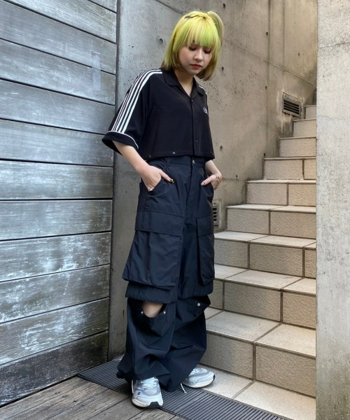 Candy Stripper（キャンディストリッパー）の「STUNNED CHICK 2WAY シャツ（シャツ/ブラウス・レディース・ブラック/エメラルド/パープル/オフホワイト・2）」の15枚目の写真