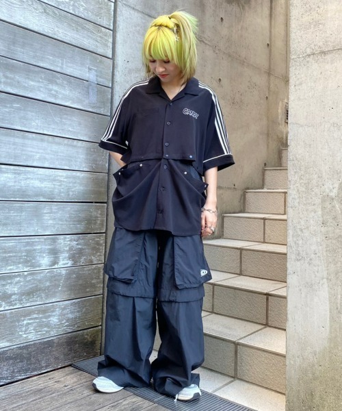 Candy Stripper（キャンディストリッパー）の「STUNNED CHICK 2WAY シャツ（シャツ/ブラウス・レディース・ブラック/エメラルド/パープル/オフホワイト・2）」の14枚目の写真