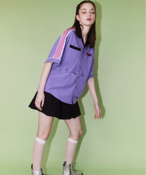 Candy Stripper（キャンディストリッパー）の「STUNNED CHICK 2WAY シャツ（シャツ/ブラウス・レディース・ブラック/エメラルド/パープル/オフホワイト・2）」の9枚目の写真